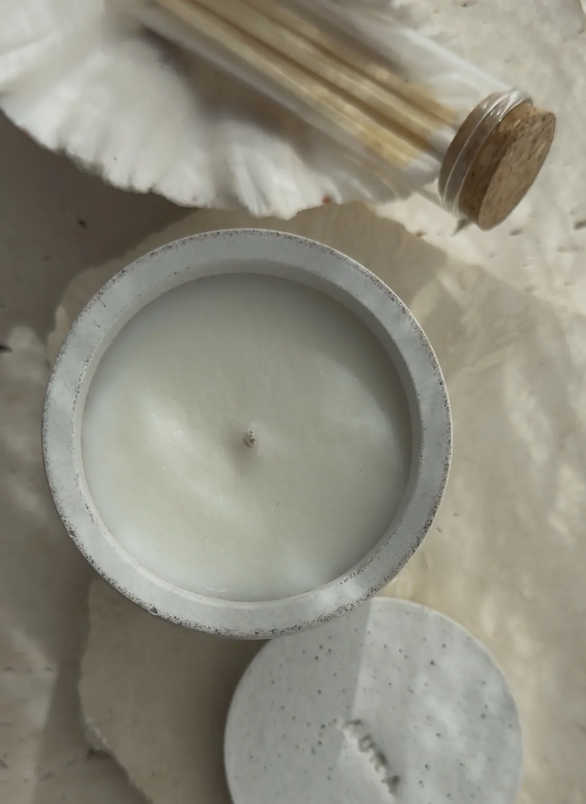 Nº 02 Aura hand-poured ritual candle in a concrete vessel — scent notes lavender, roman chamomile, cedar wood
