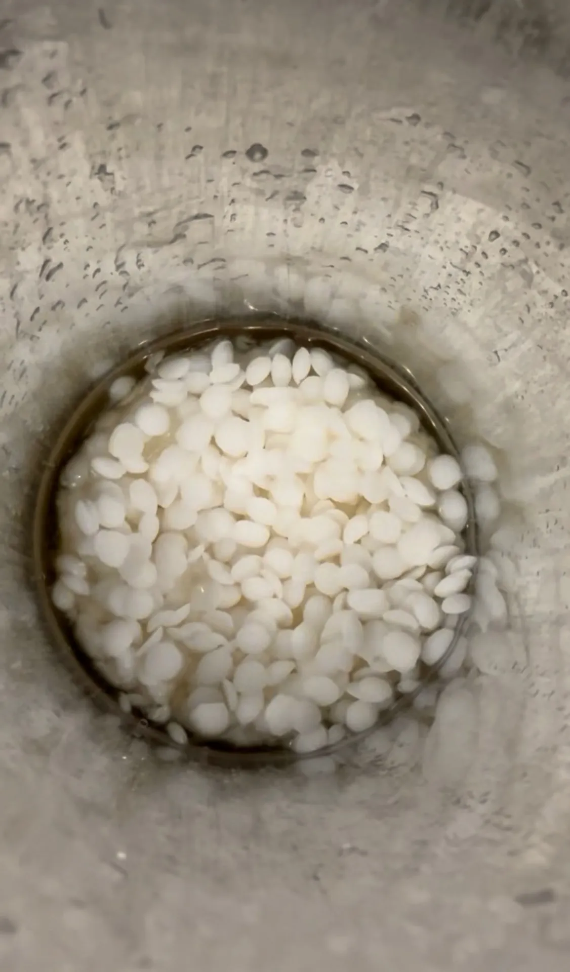 Wax, wick, and the slowness of pouring by hand — LUĒR journal on slow living and home fragrance